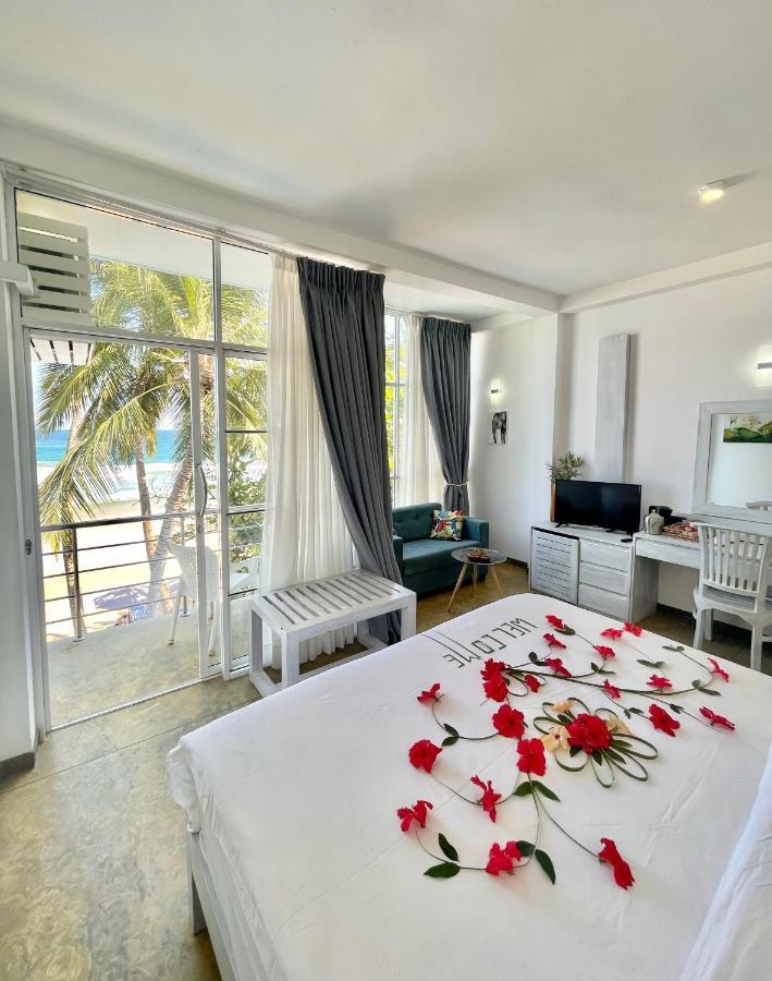 Smeralda Beach Hotel Dikwella Eksteriør bilde